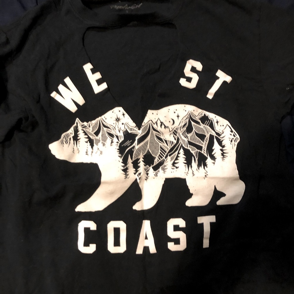 2 size small womens shirts